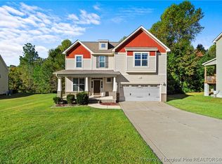 178 Tun Tavern Dr, Cameron, NC 28326