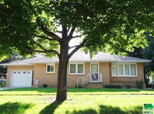 630 3rd Ave SW, Le Mars, IA 51031