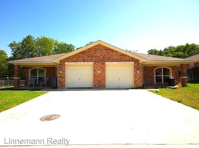 2nd image of 303 Jeff Gordon Dr #A
