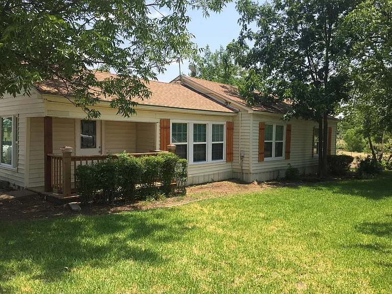 615 Water Well Rd — Photo 10