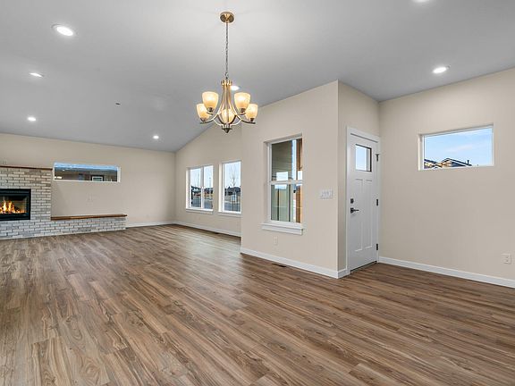 2nd image of 1501 NE Perspective Dr