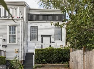 218 Rector St, Philadelphia, PA 19128