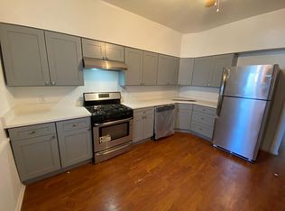 3431 N Kenton Ave #1F, Chicago, IL 60641