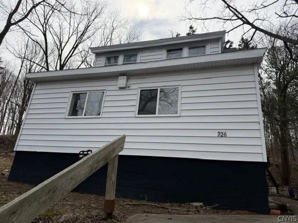 726 Euclid Ave, Syracuse, NY 13210