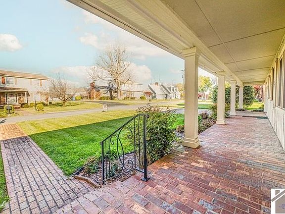 3rd image of 107 Campbell Ct