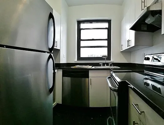 Rented by William Raveis Real Estate | media 8