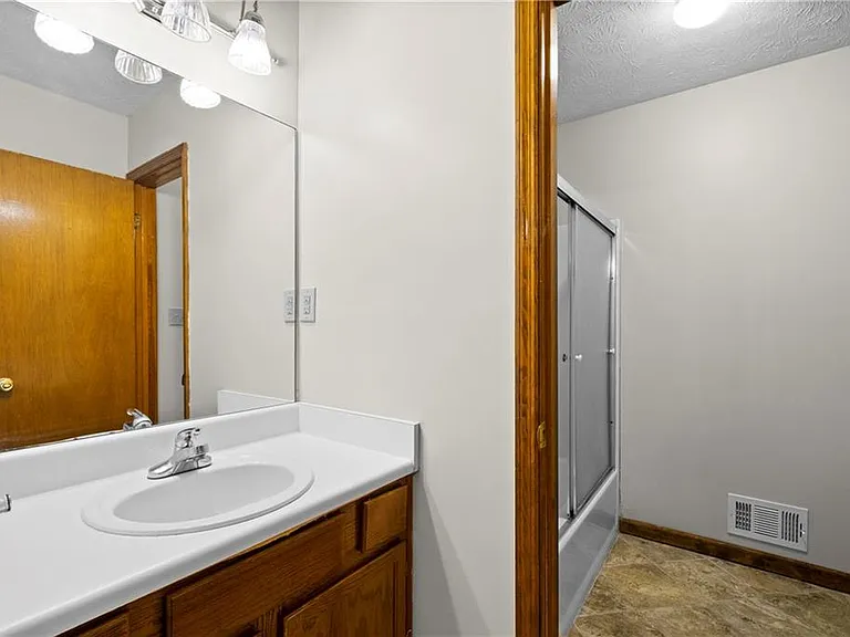 5405 Iris Dr SW — Photo 17