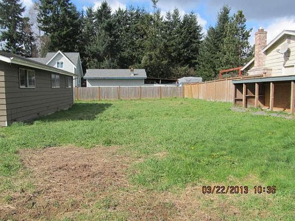 3rd image of 11315 136th St E
