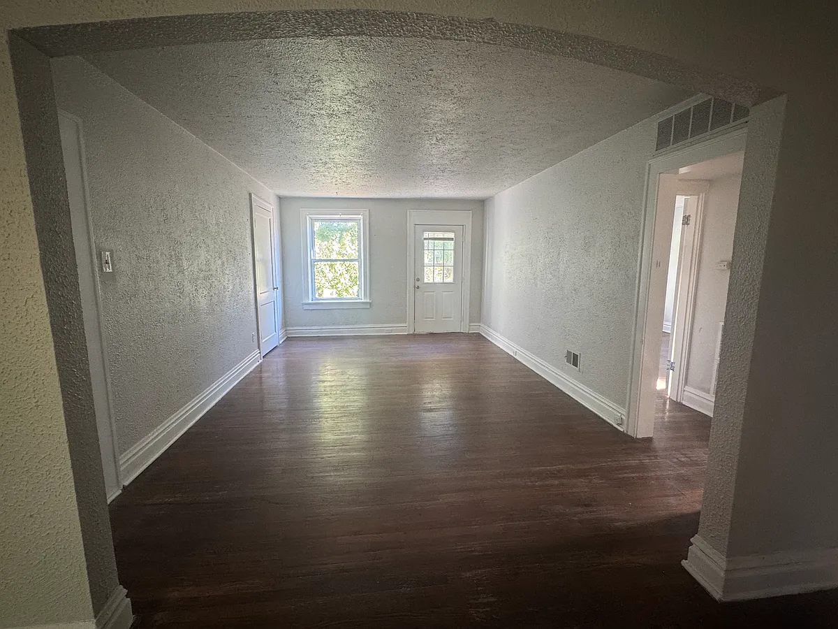 Building Photo - 4127 Minnesota Ave #2