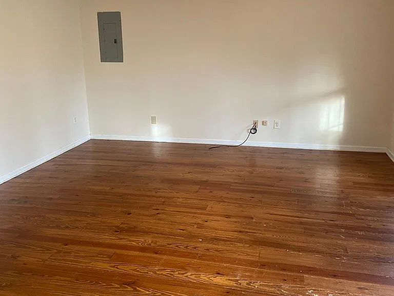 4177 Chapel Hill Rd — Photo 5