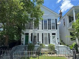 4427 Laurel St, New Orleans, LA
