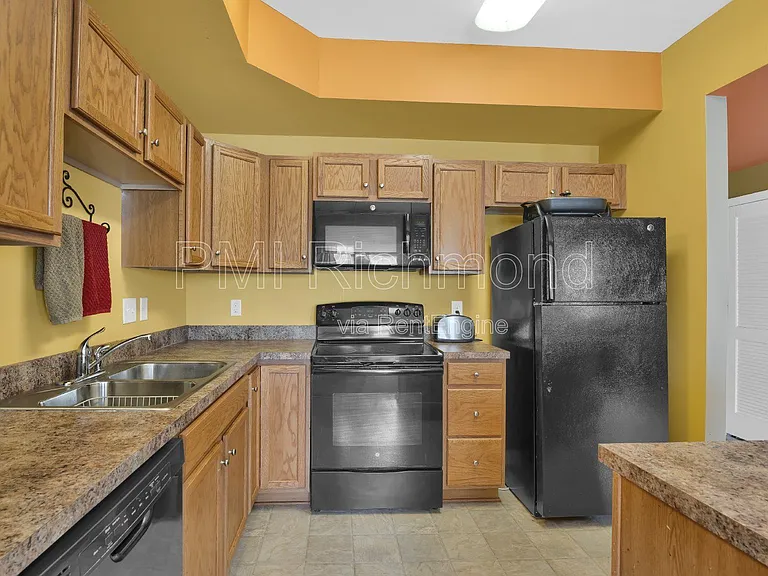 7402 Smoothbore Ln — Photo 17