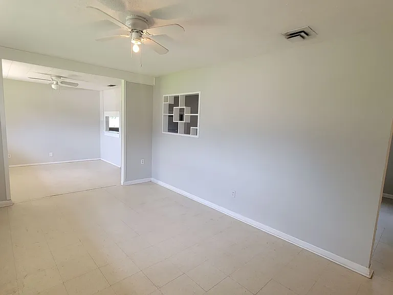 3406 Black Lake Cir — Photo 2