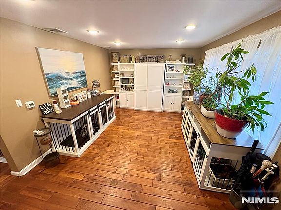 3rd image of 138 Skillman Terrace
