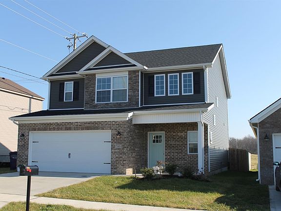2nd image of 740 Halford Pl