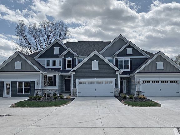 2nd image of 523 Matera Ct