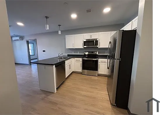 12 Vose Farm Rd