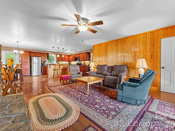 5th image of 1268 Coon Creek Rd