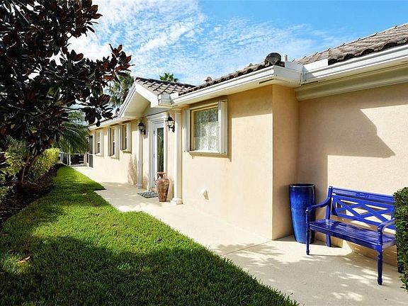 2nd image of 7674 Camminare Dr