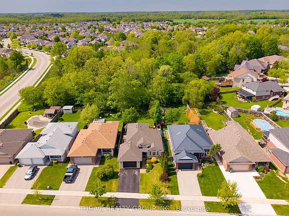 2nd image of 73 Greenway Blvd
