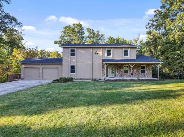 7930 Winterberry Pl, West Chester, OH 45241