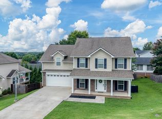 1004 Brooklyn Ln, Maryville, TN 37804