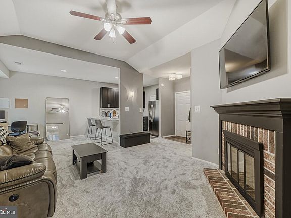 5th image of 601 Churchill Rd