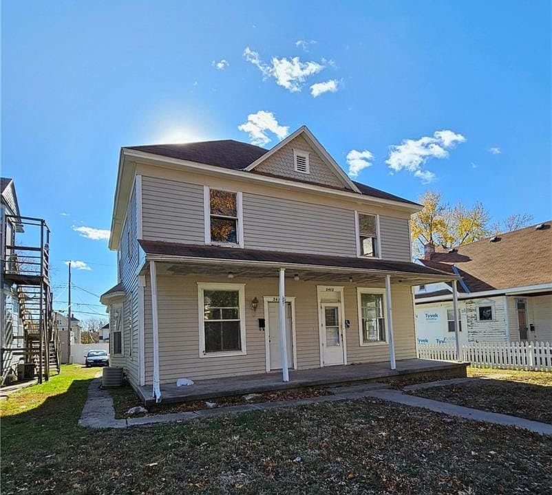 1st image of 2412-14 E Jules St