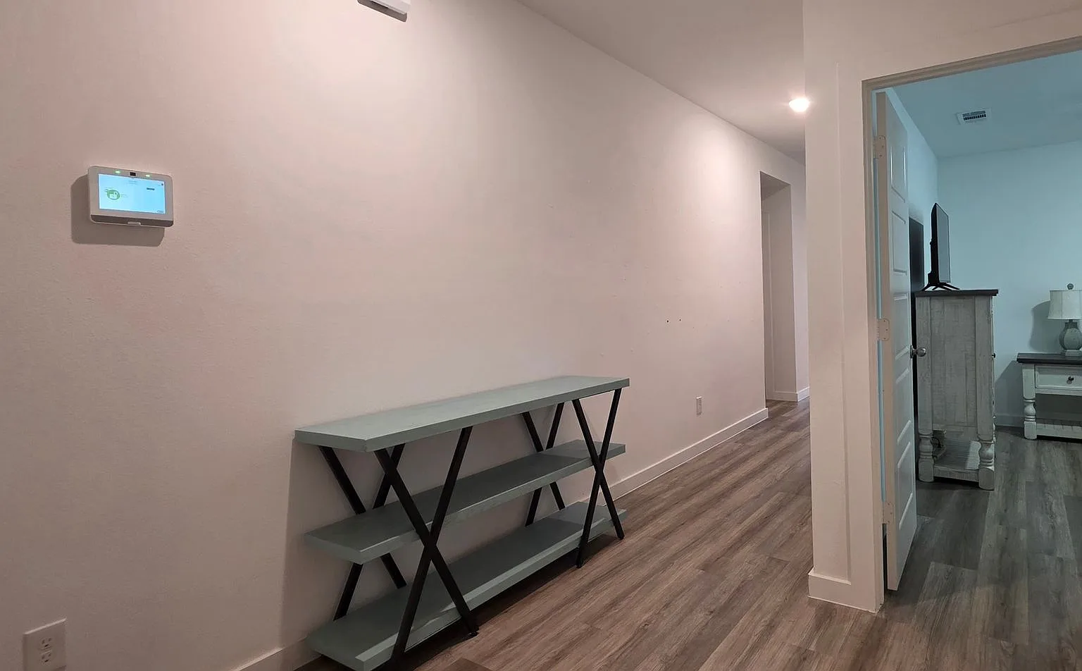 For Lease - Georgeous 4/2.5/2 In Terra Vista — Photo 4