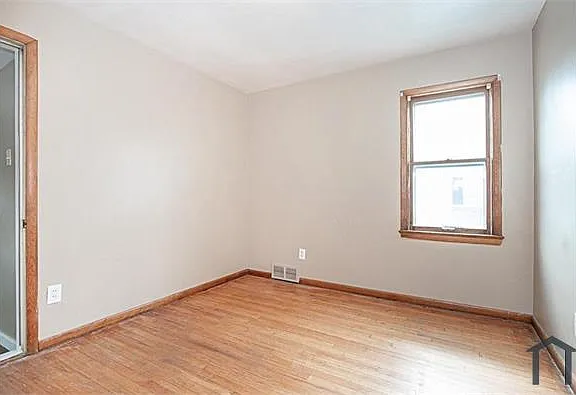 4633 Warner Rd #UP — Photo 13