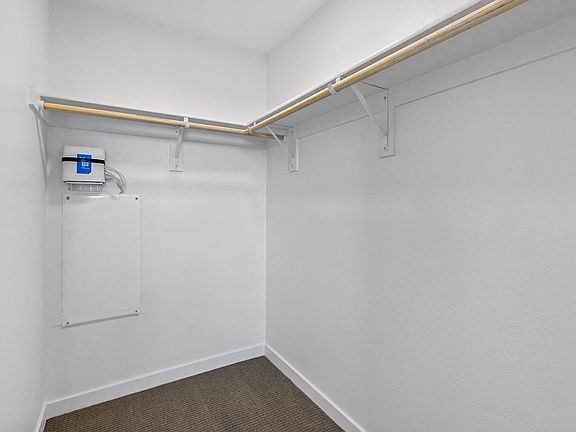 5th image of 325 N 1st St #408