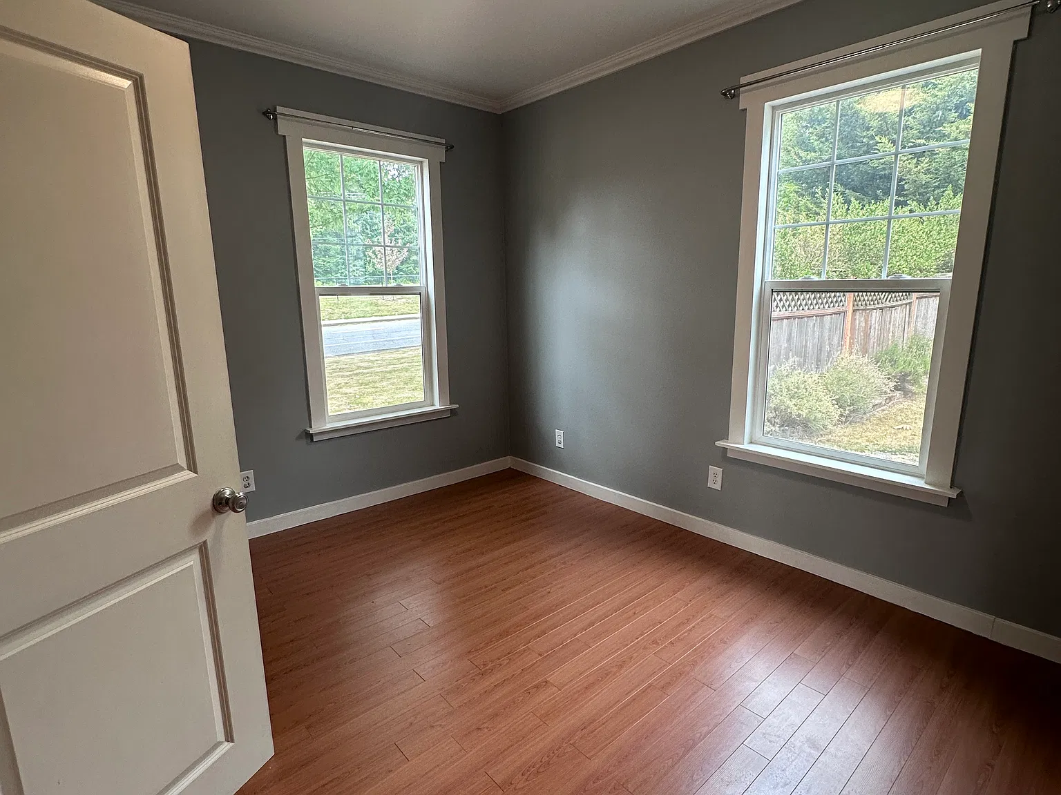2 bed, 1300 sqft, $2,500 — Photo 3
