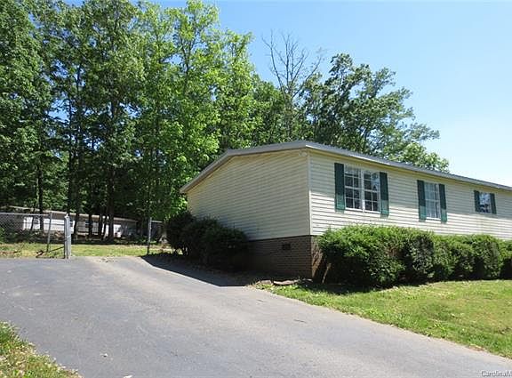2nd image of 1122 Pleasant Ct