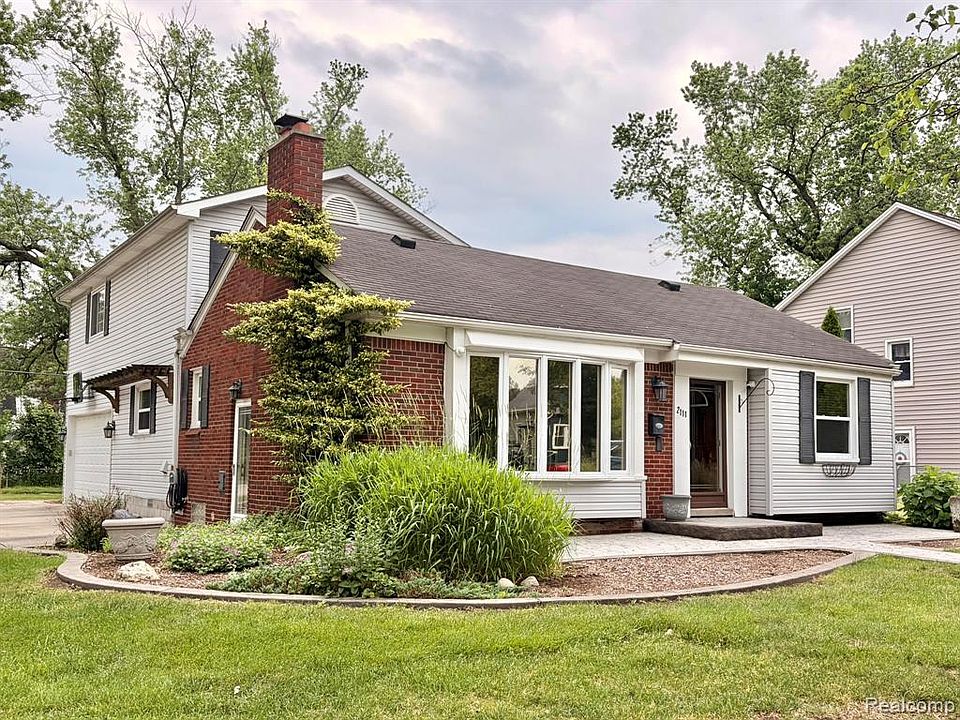 1st image of 2111 Earlmont Rd
