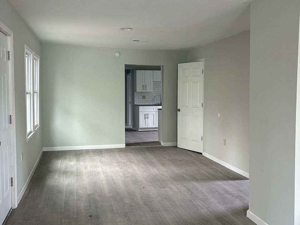 2nd image of 341 Massachusetts Ave #3