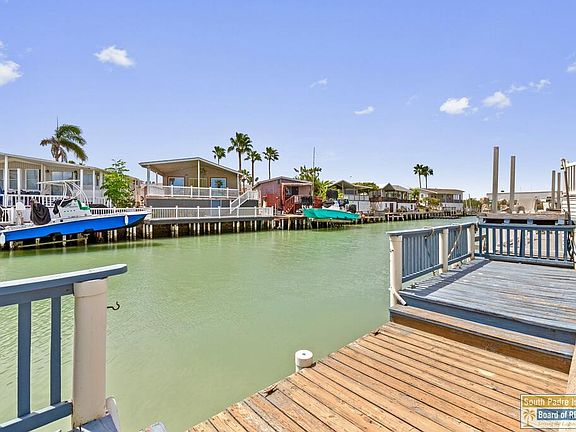3rd image of 487 W Clam Cir