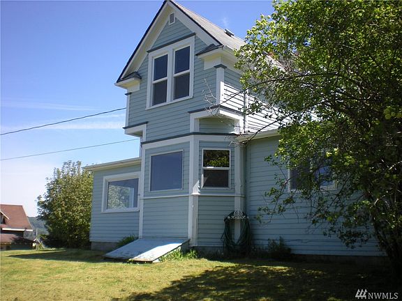 2nd image of 604 W Cowlitz St