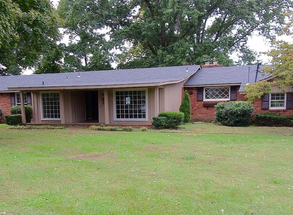 103 Indian Lake Court, Hendersonville, TN