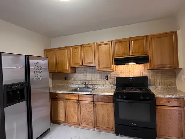 63 Warner Ave #2, Jersey City, NJ 07305