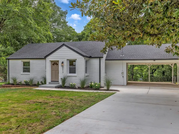 2213 Pittswood Dr, Nashville, TN 37214