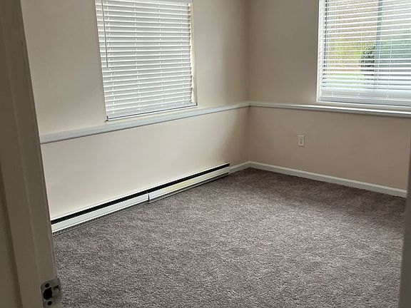 4th image of 5 Royal Dane Dr APT 46
