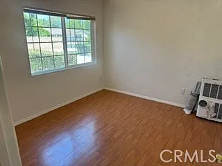 21310 Hiawatha St — Photo 7
