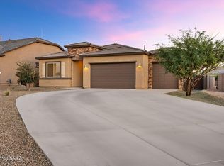 10865 W Radcliff Dr, Marana, AZ 85658
