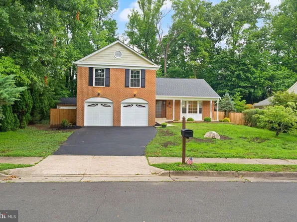 6390 Phillip Ct, Springfield, VA 22152