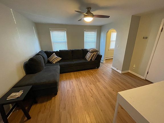 5th image of 9 Van Buren St #2