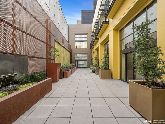 2nd image of 181 Ofarrell St Suite 302