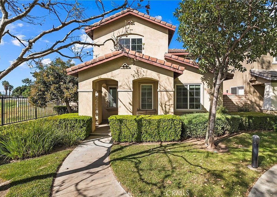 1st image of 9796 Foxglove Dr