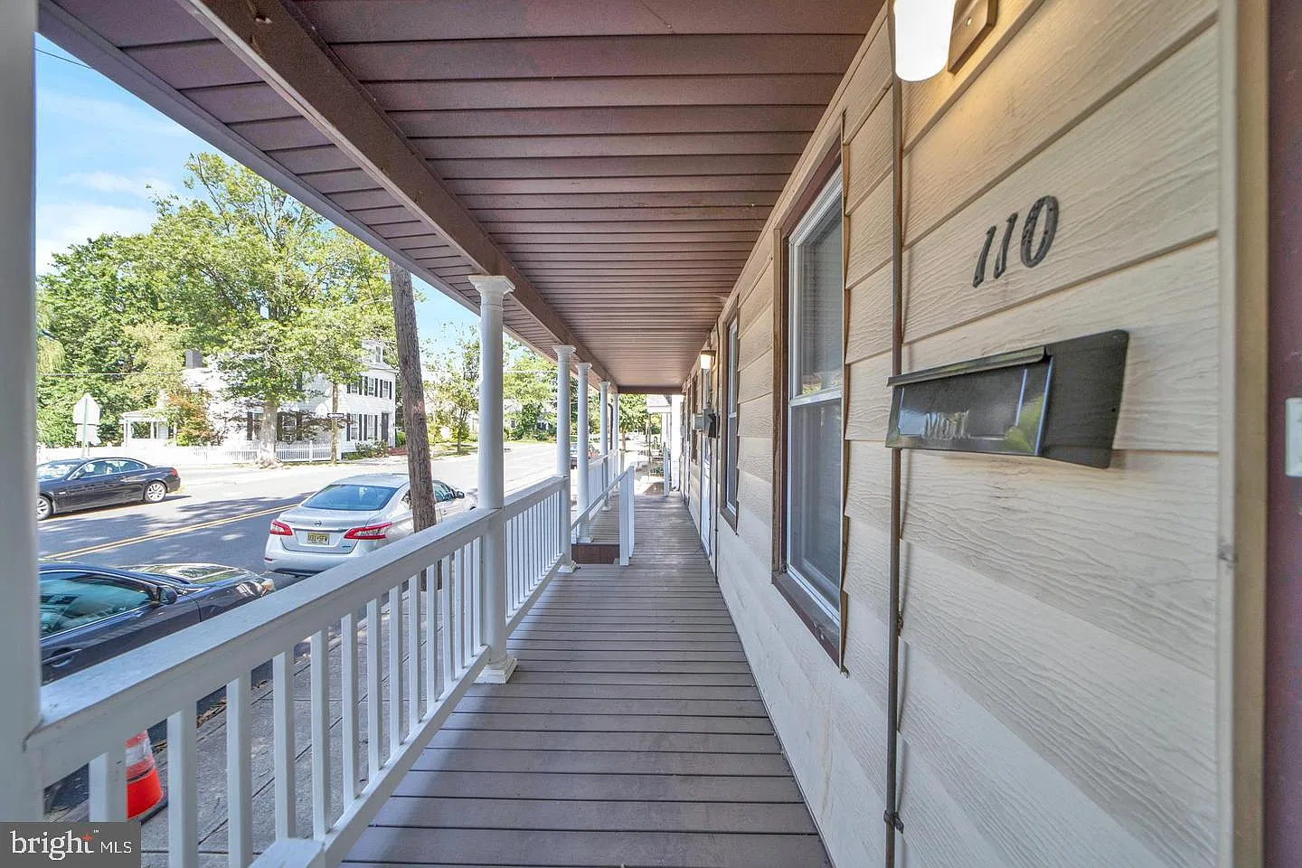 2 bed, 1.0 bath, 800 sqft, $1,925 — Photo 1