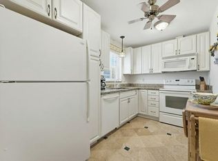 401 Lake Frances Dr #401, West Palm Beach, FL 33411