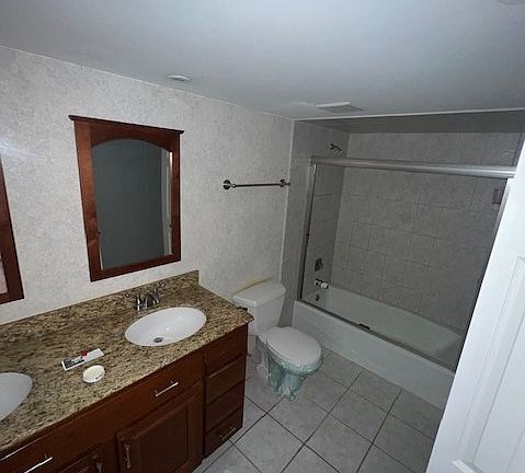5th image of 10605 Southwest Hwy #2F